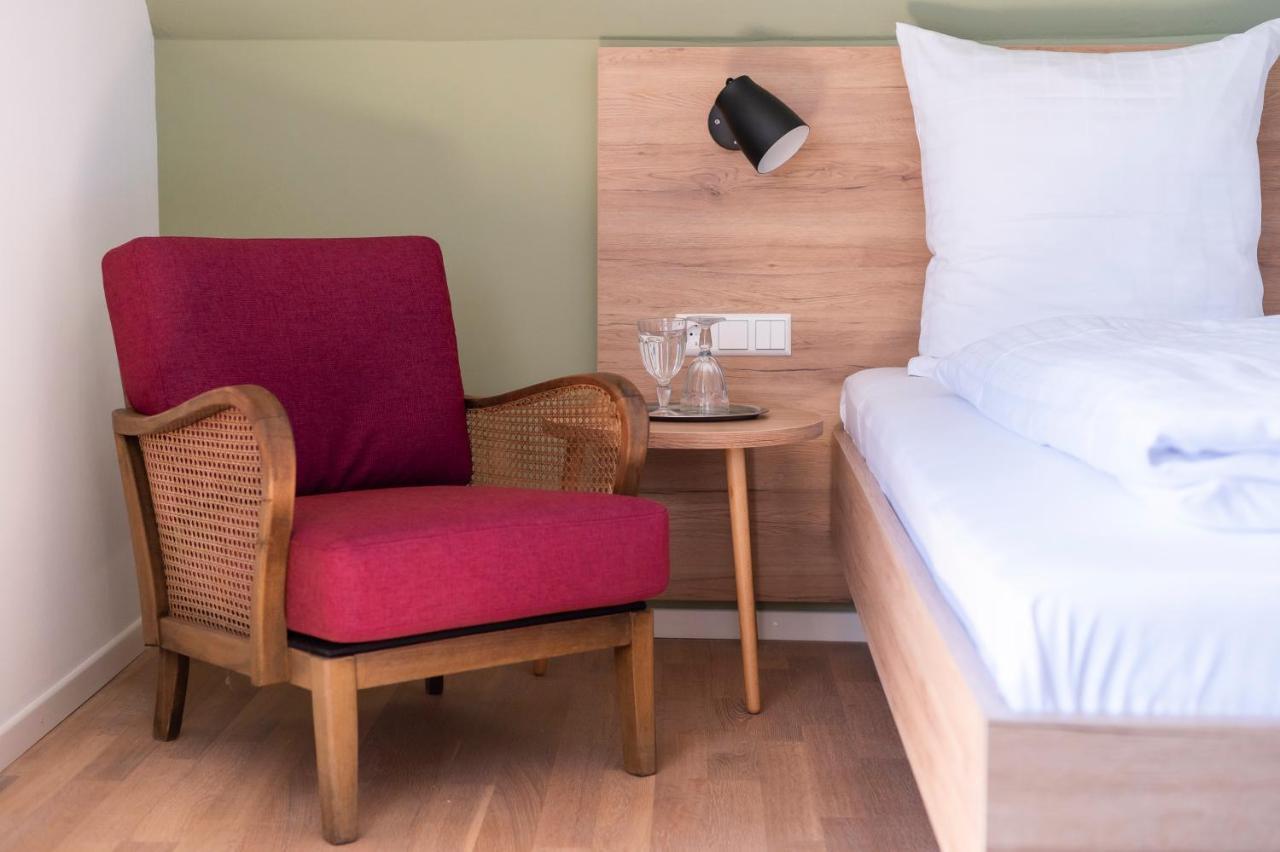 Hotel Baeren Marbach am Neckar Extérieur photo