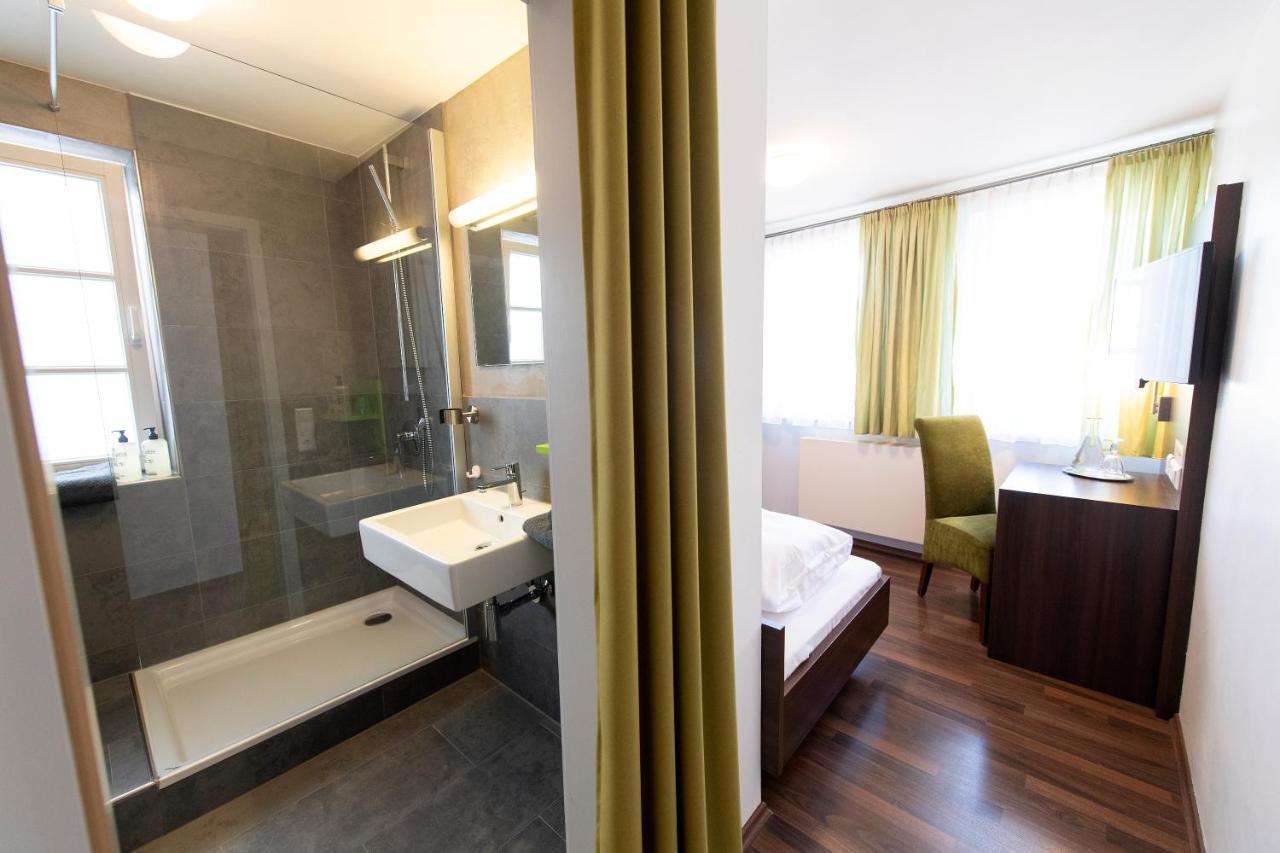 Hotel Baeren Marbach am Neckar Extérieur photo